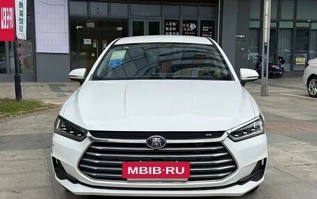 BYD Qin, 2020 год, 1 180 000 рублей, 2 фотография