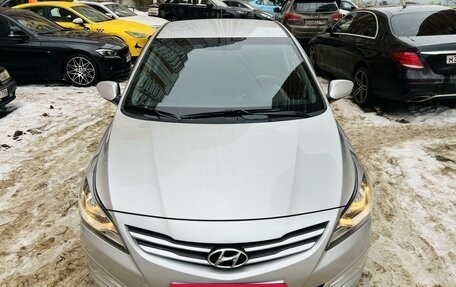 Hyundai Solaris II рестайлинг, 2015 год, 995 000 рублей, 3 фотография