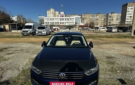 Volkswagen Passat B8 рестайлинг, 2017 год, 2 500 000 рублей, 24 фотография