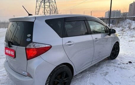 Toyota Ractis II, 2011 год, 990 000 рублей, 1 фотография