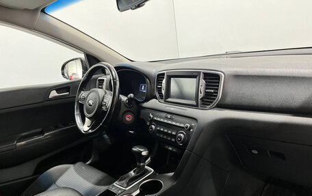 KIA Sportage IV рестайлинг, 2018 год, 1 800 000 рублей, 8 фотография