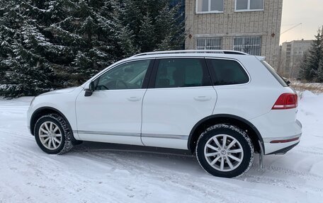 Volkswagen Touareg III, 2015 год, 3 400 000 рублей, 2 фотография