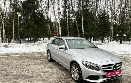 Mercedes-Benz C-Класс, 2016 год, 3 050 000 рублей, 4 фотография