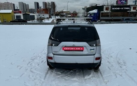 Mitsubishi Outlander III рестайлинг 3, 2011 год, 1 049 000 рублей, 7 фотография