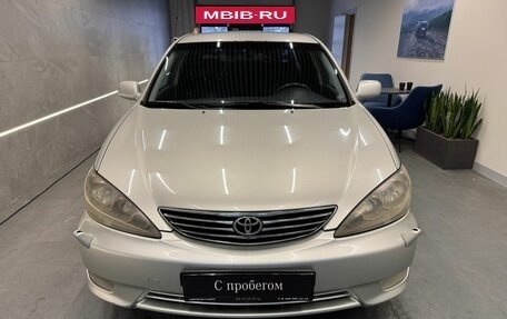 Toyota Camry V40, 2005 год, 899 000 рублей, 2 фотография