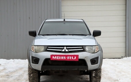 Mitsubishi L200 IV рестайлинг, 2012 год, 1 319 990 рублей, 2 фотография