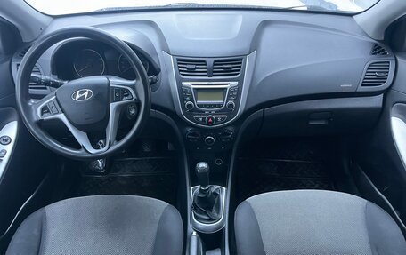 Hyundai Solaris II рестайлинг, 2012 год, 499 000 рублей, 13 фотография