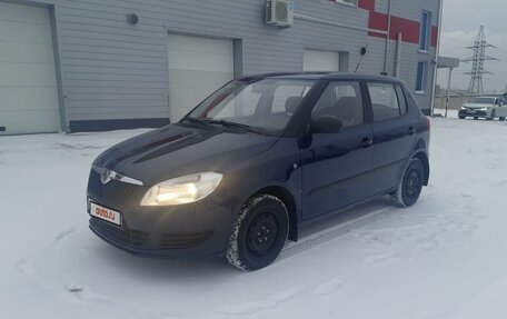 Skoda Fabia II, 2010 год, 750 000 рублей, 13 фотография