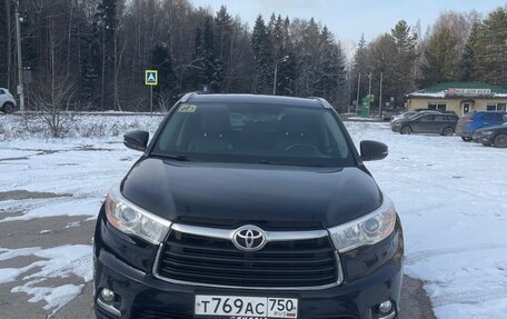 Toyota Highlander III, 2014 год, 3 450 000 рублей, 1 фотография