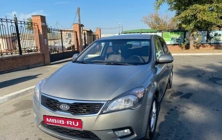 KIA cee'd I рестайлинг, 2012 год, 950 000 рублей, 1 фотография