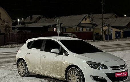 Opel Astra J, 2013 год, 770 000 рублей, 1 фотография