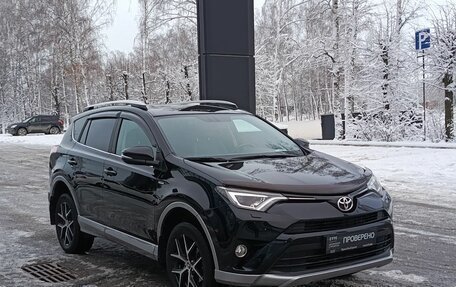 Toyota RAV4, 2017 год, 2 911 000 рублей, 3 фотография