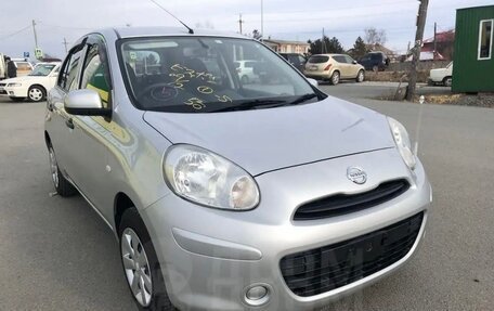 Nissan March IV, 2011 год, 890 000 рублей, 2 фотография