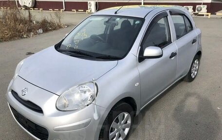 Nissan March IV, 2011 год, 890 000 рублей, 4 фотография