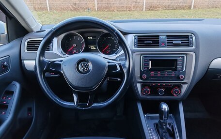 Volkswagen Jetta VI, 2018 год, 1 340 000 рублей, 5 фотография