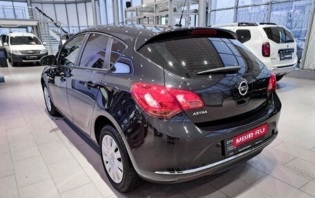 Opel Astra J, 2014 год, 875 000 рублей, 11 фотография