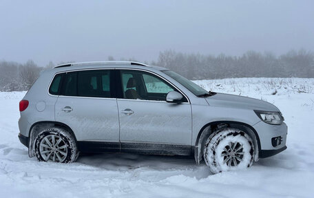 Volkswagen Tiguan I, 2013 год, 1 930 000 рублей, 4 фотография