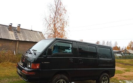 Mitsubishi Delica III, 1989 год, 650 000 рублей, 5 фотография