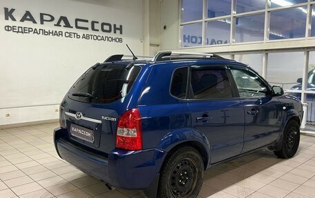 Hyundai Tucson III, 2006 год, 695 000 рублей, 2 фотография