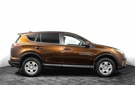 Toyota RAV4, 2017 год, 2 500 000 рублей, 4 фотография