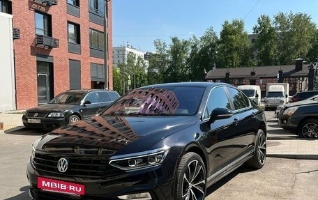 Volkswagen Passat B8 рестайлинг, 2021 год, 2 500 000 рублей, 7 фотография