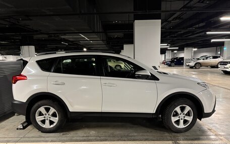 Toyota RAV4, 2014 год, 1 800 000 рублей, 2 фотография