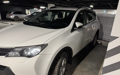 Toyota RAV4, 2014 год, 1 800 000 рублей, 6 фотография