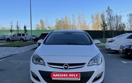 Opel Astra J, 2013 год, 1 190 000 рублей, 2 фотография