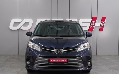 Toyota Sienna III, 2019 год, 3 699 000 рублей, 3 фотография