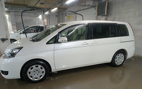 Toyota ISis I, 2010 год, 1 200 000 рублей, 6 фотография