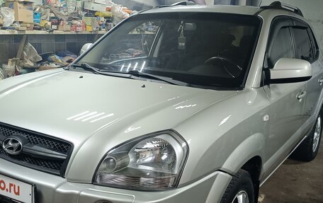 Hyundai Tucson III, 2007 год, 820 000 рублей, 3 фотография