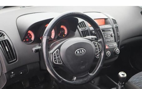 KIA cee'd I рестайлинг, 2008 год, 434 000 рублей, 6 фотография