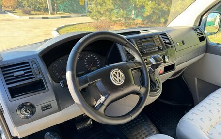 Volkswagen Transporter T5 рестайлинг, 2007 год, 1 448 000 рублей, 23 фотография