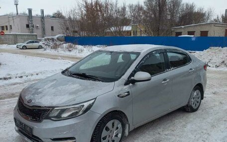 KIA Rio III рестайлинг, 2016 год, 890 000 рублей, 2 фотография