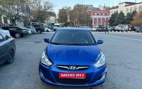 Hyundai Solaris II рестайлинг, 2012 год, 740 000 рублей, 2 фотография