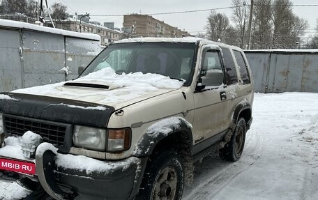 Isuzu Bighorn II, 1996 год, 650 000 рублей, 1 фотография