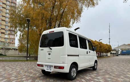 Toyota Pixis Van I, 2013 год, 850 000 рублей, 4 фотография