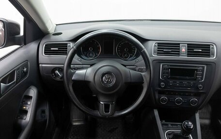 Volkswagen Jetta VI, 2014 год, 1 059 000 рублей, 16 фотография