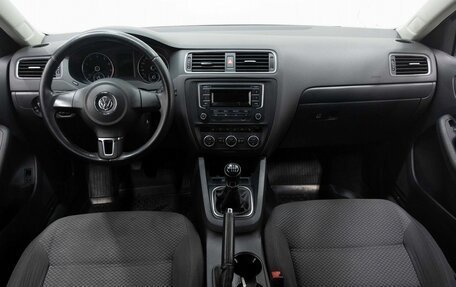 Volkswagen Jetta VI, 2014 год, 1 059 000 рублей, 15 фотография