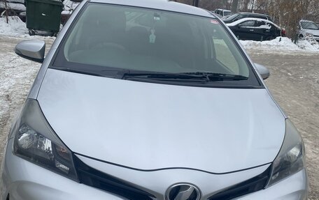 Toyota Vitz, 2014 год, 850 000 рублей, 1 фотография