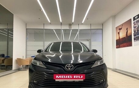 Toyota Camry, 2019 год, 2 550 000 рублей, 2 фотография