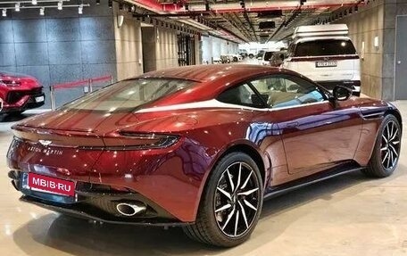 Aston Martin DB11 I, 2022 год, 25 100 000 рублей, 4 фотография