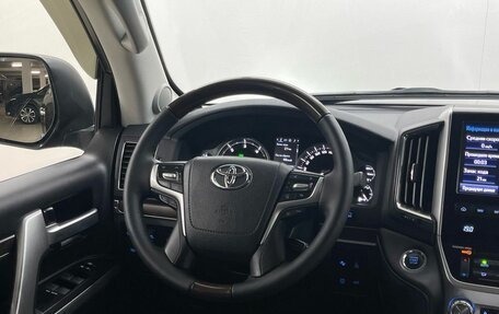 Toyota Land Cruiser 200, 2019 год, 8 149 000 рублей, 27 фотография