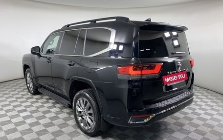 Toyota Land Cruiser, 2023 год, 12 350 000 рублей, 7 фотография