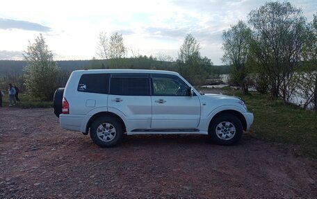 Mitsubishi Pajero III рестайлинг, 2003 год, 1 250 000 рублей, 20 фотография