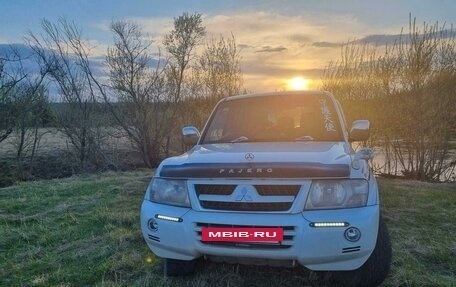 Mitsubishi Pajero III рестайлинг, 2003 год, 1 250 000 рублей, 38 фотография