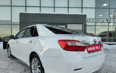 Toyota Camry, 2012 год, 1 900 000 рублей, 23 фотография