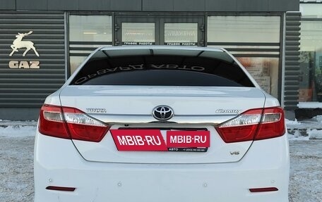 Toyota Camry, 2012 год, 1 900 000 рублей, 24 фотография