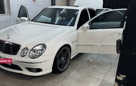 Mercedes-Benz E-Класс, 2005 год, 1 500 000 рублей, 5 фотография