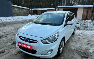 Hyundai Solaris II рестайлинг, 2012 год, 720 000 рублей, 1 фотография